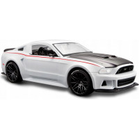 Maisto Model kompozytowy ford mustang street racer 1/24 biały