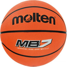 Molten MB7 basketball (7)