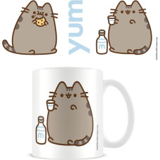 Pyramid Mug Pusheen (Yum)