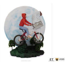 Iron Studios Deluxe: E.T. - E.T. and Elliot Art Scale Statue (1/10) (UNIVET47421-10)