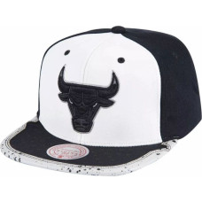Mitchell & Ness Chicago Bulls NBA Day One Snapback Bulls Cap 6HSSMM19226-CBUWHBK (OSFM)