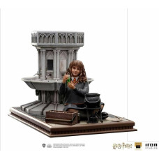 Iron Studios Deluxe: Harry Potter - Hermione Granger Polyjuice Art Scale Statue (1/10) (WBHPM65622-10)