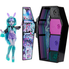 Mattel Monster High: Skulltimate Secrets Neon Frights - Twyla Doll (HNF82)