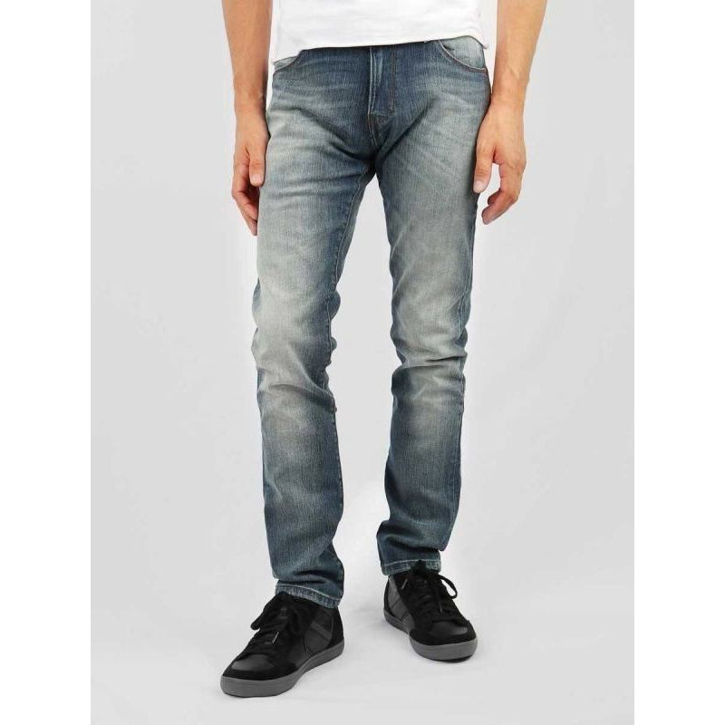 Wrangler ® Larston Slim Tapered W18S0878G (US 28 / 32)